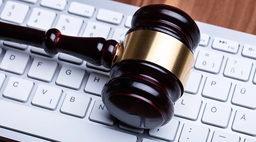 The FTC Just Sued a Chicago Guy Who Built 7,600 Fake Local Businesses